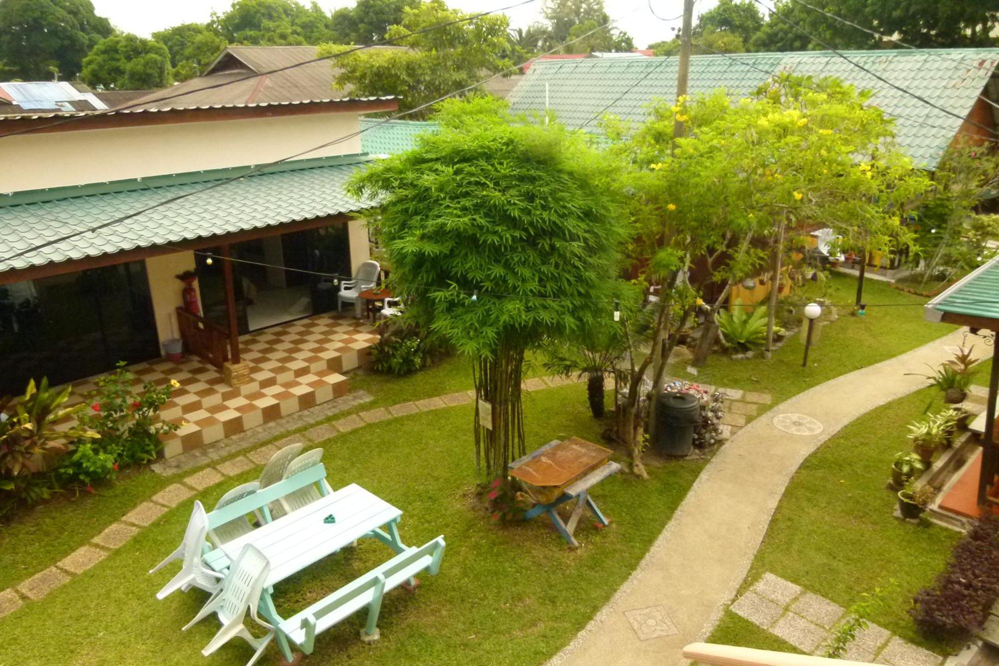 Cheers Garden Chalet Kampong Ayer Batang Exterior foto