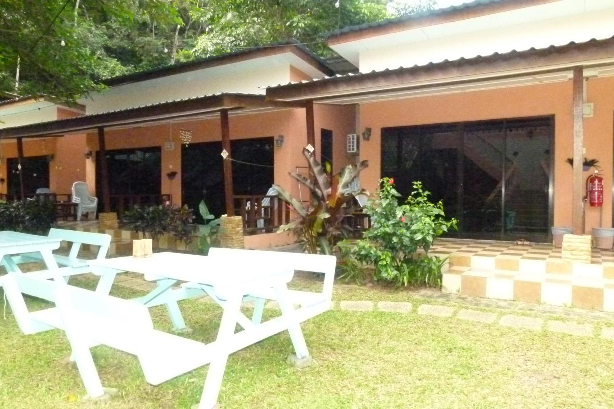 Cheers Garden Chalet Kampong Ayer Batang Exterior foto
