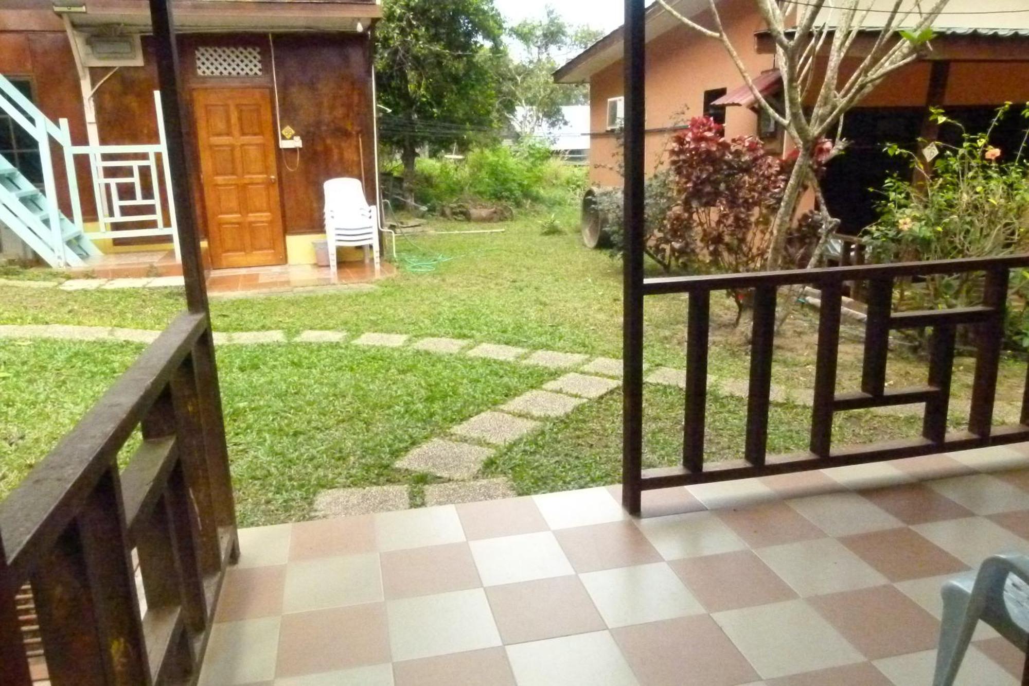 Cheers Garden Chalet Kampong Ayer Batang Exterior foto