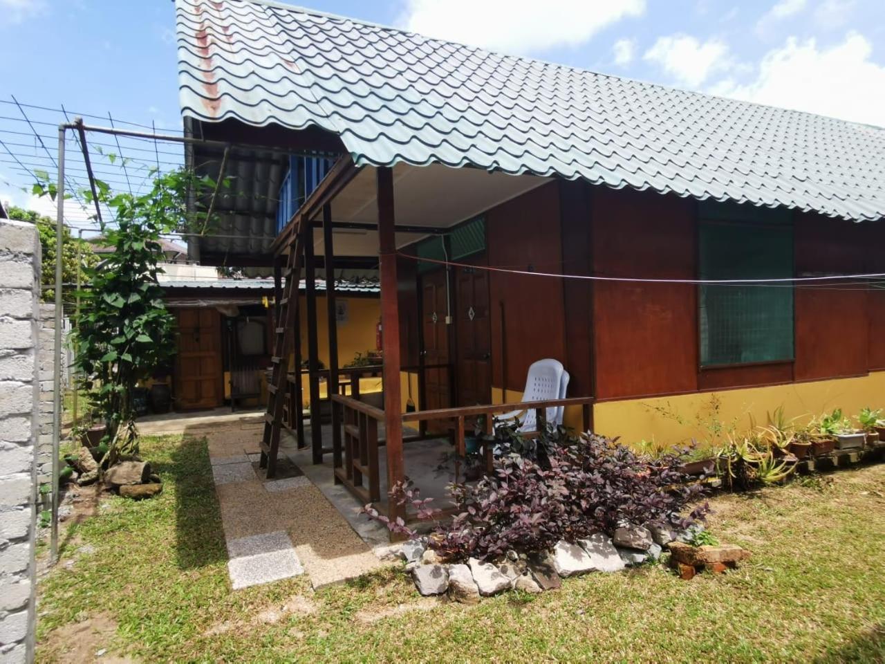 Cheers Garden Chalet Kampong Ayer Batang Exterior foto